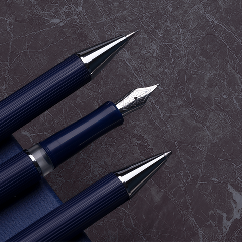 Technical pencil B4 smooth