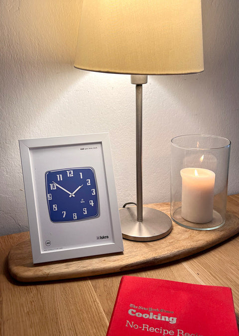 Mini graphic in the frame of Hour Iskra