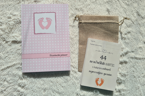 COMPLETE Pregnancy Planner and milestone cards for pregnant women