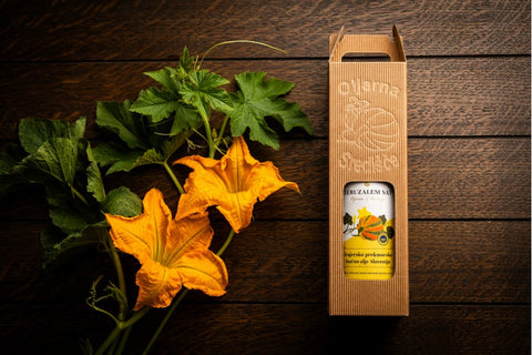 Styrian Prekmurje pumpkin oil Slovenia - bottle in gift packaging