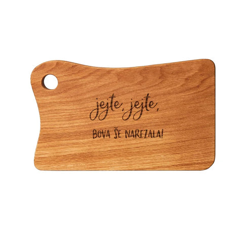 WOODEN BOARD ‘EAT, EAT, BOVA HAS CUT IT FOR YOU!’®