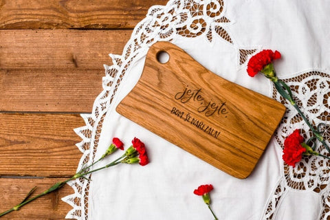 WOODEN BOARD ‘EAT, EAT, I WILL CUT MORE!’®