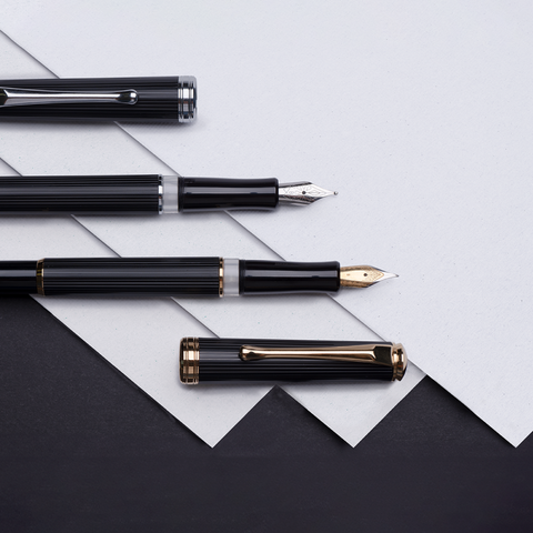 Set B4 fountain pen and smooth mechanical pencil